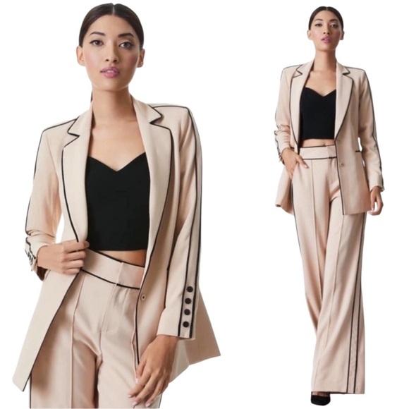 Alice + Olivia Valeria Fitted Long Blazer in Almond Size 4 - Picture 1 of 14